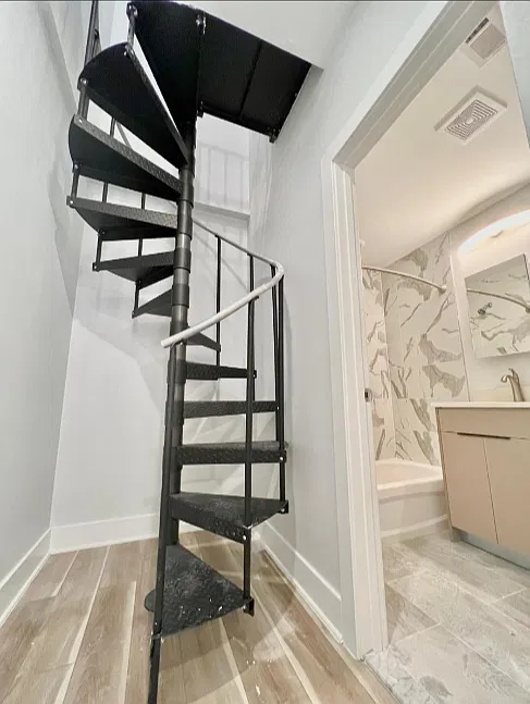 1 bed, 1000 sqft, $1,500 — Photo 1