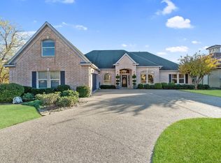 26 Englewood Ct, Montgomery, TX 77356