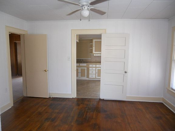 Large Formal Dining
