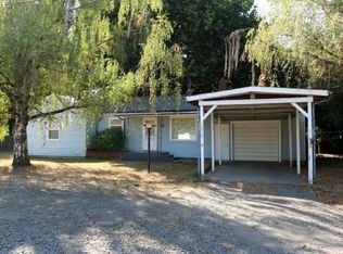 3030 Memory Ln, Eugene, OR 97404