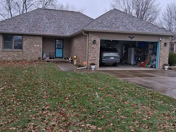 468 Meadow Dr, Danville, IN 46122