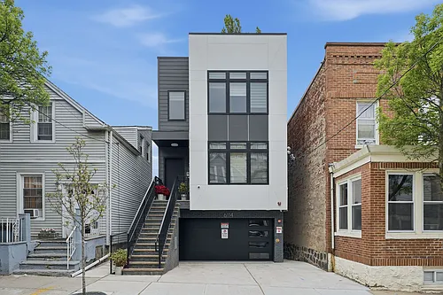 6114 Jackson St #2 Photo 1