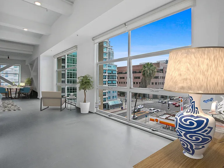Packard Lofts — Photo 8