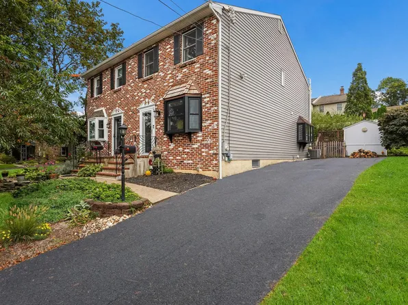 38 Lacey Ave, Doylestown, PA 18901