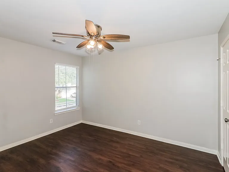 3315 Maymist Dr — Photo 14