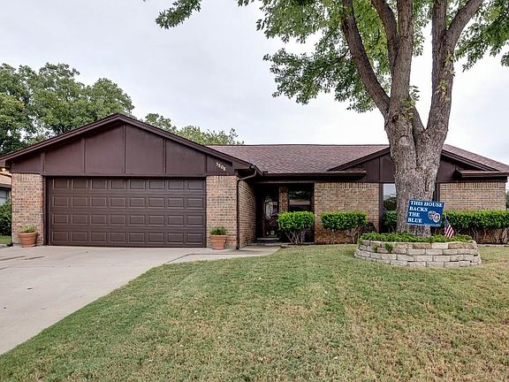 4th image of 5808 Steeplewood Dr