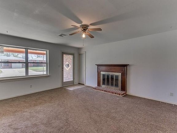 4th image of 3117 SE 20th St
