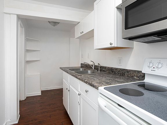 2nd image of 2301 Otis St Unit C