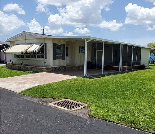 3rd image of 3145 Orchard Dr