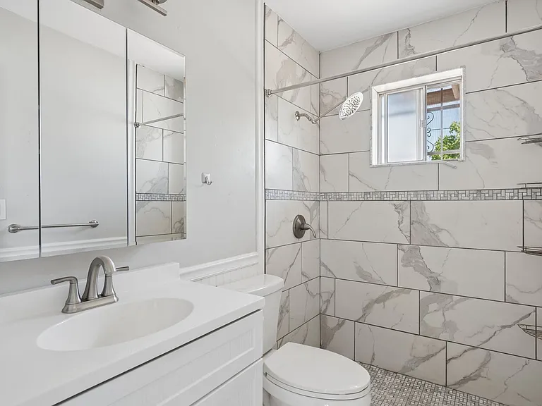5458 E Boston St — Photo 13