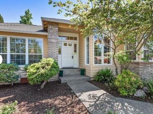 2324 Black Oak Way, Ashland, OR 97520