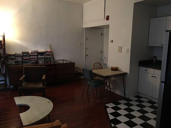 4th image of 4413 Baltimore Ave Unit 4