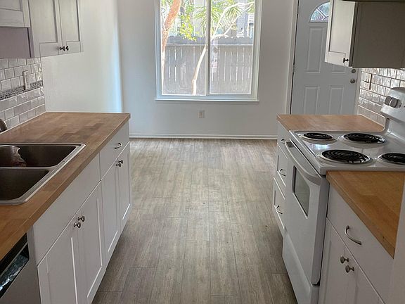 5th image of 2869 E Jackson Ave Unit C