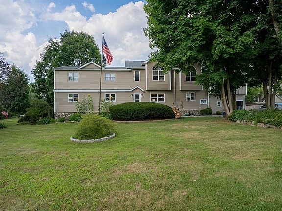 2nd image of 26 Parker Dr