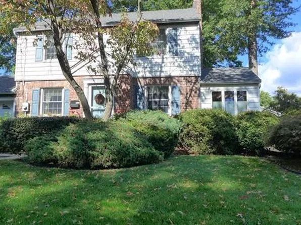 176 Voorhis Ave, River Edge, NJ 07661