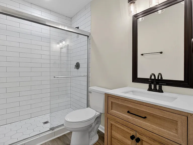 2116 Commander Rd — Photo 26