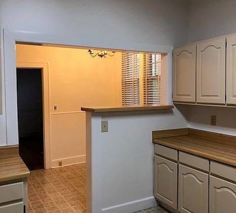 Breakfast room & kitchen cabinet update