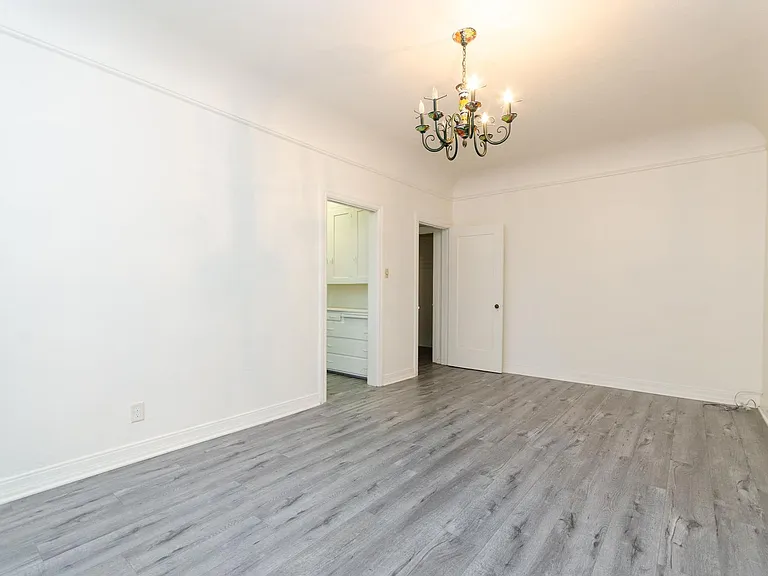 4th Ave 6Plex — Photo 14