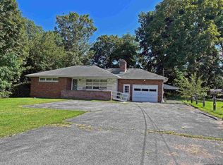 44 Brigham Ln, Lake Katrine, NY 12401