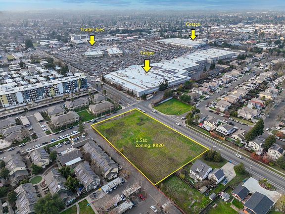 2nd image of 710 Kawana Springs Road
