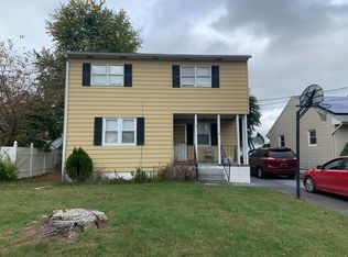 45 Pacific St, Edison, NJ 08817