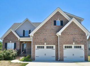 8563 Lexie Ln, Ooltewah, TN 37363