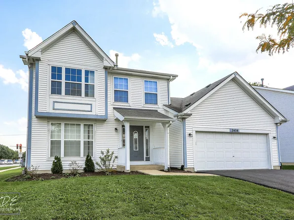 2404 Woodlake Ct, Naperville, IL 60564