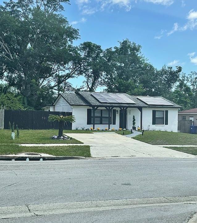 1st image of 704 Nicole Blvd #2