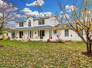 9701 Missaukee Ln, Haslett, MI 48840
