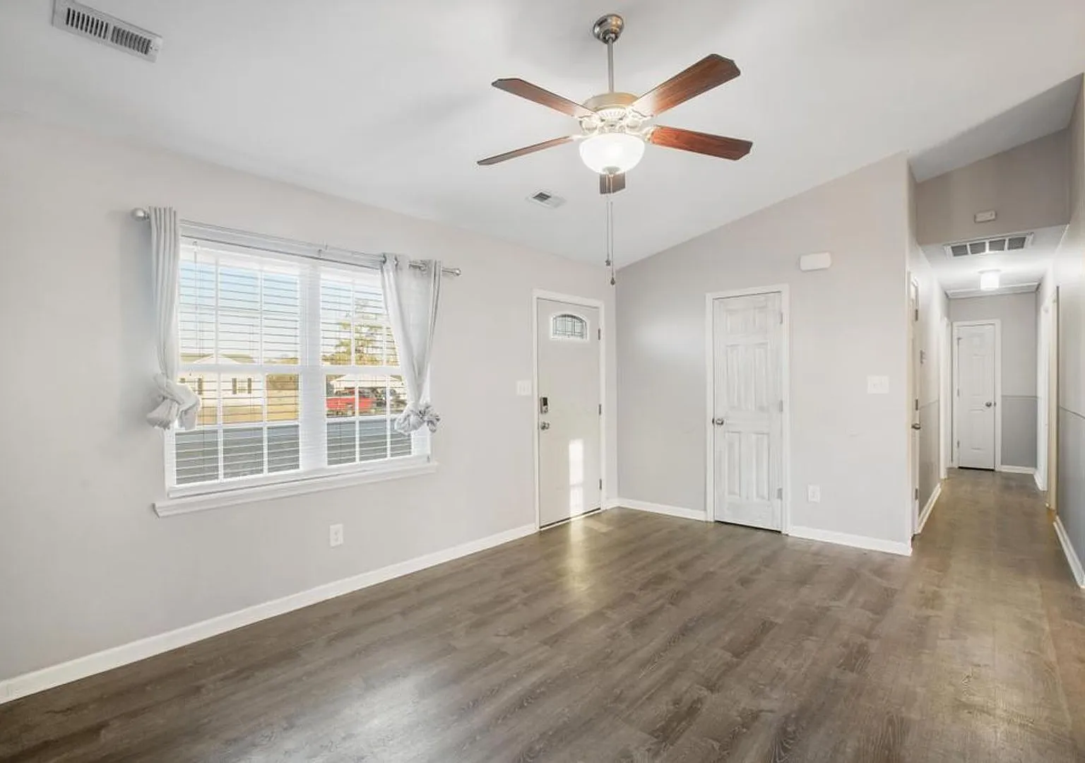 Adorable Richlands Home! — Photo 4
