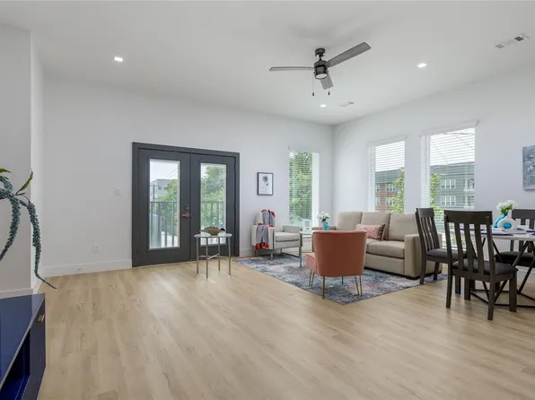 2801 Weisenberger St #101, Fort Worth, TX 76107