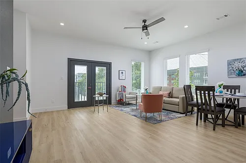 2801 Weisenberger St #101 Photo 1 2801 Weisenberger St #101 Photo 1