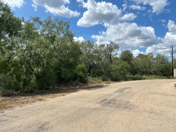 115 119 County Rd #2664, Moore, TX 78057