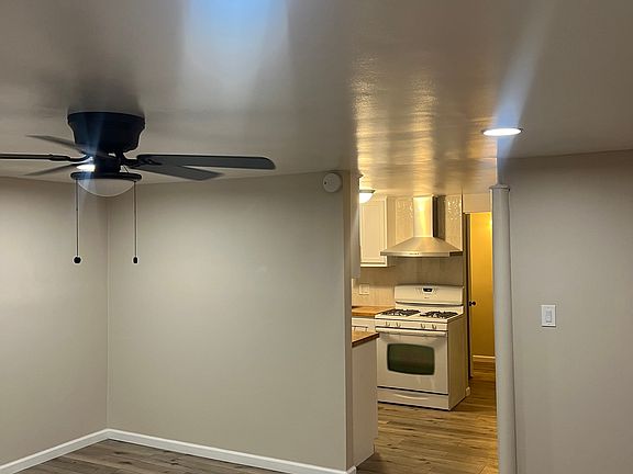 3rd image of 5845 N Elston Ave #1