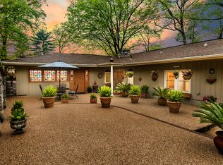3638 S Lakeshore Dr, Byrnes Mill, MO 63051