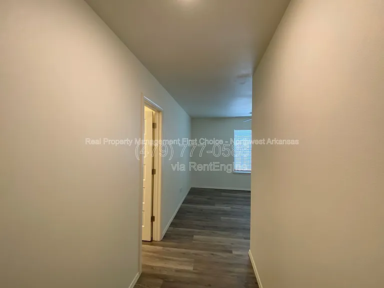 4211 Sante Fe Sq #1 — Photo 31
