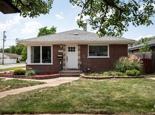 8944 Sproat Ave, Oak Lawn, IL 60453