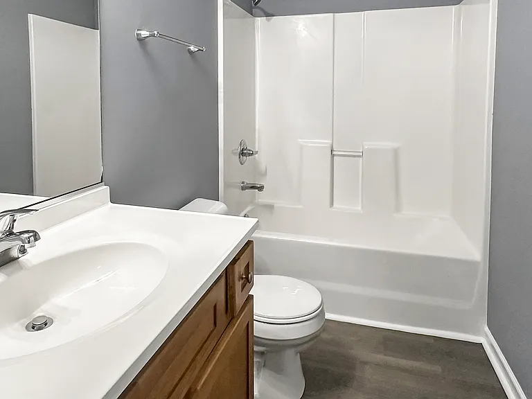 1963 Hilldale Dr — Photo 9