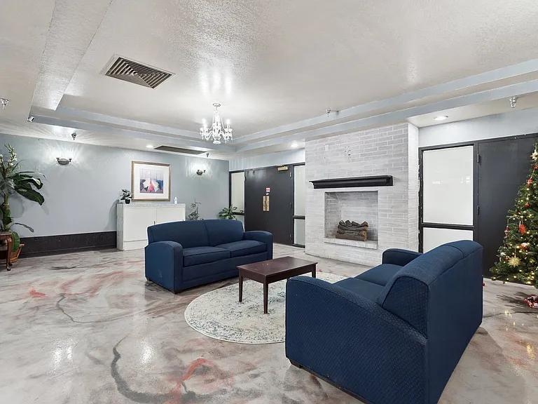 Jubilee Residences — Photo 18