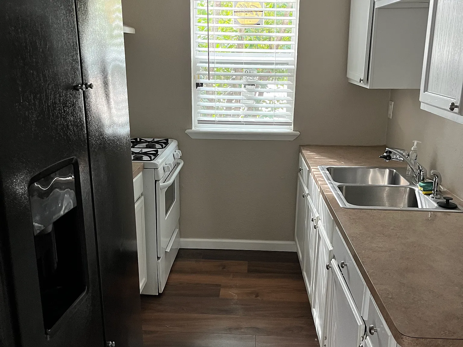 1 bed, 544 sqft, $1,000 — Photo 2
