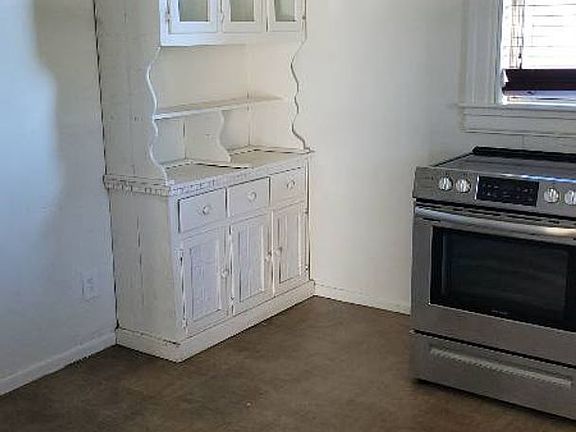4th image of 765 Plumas St