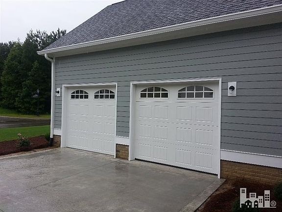 5th image of 133 Firefly Dr
