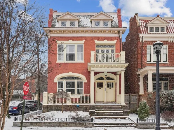 2701 W Grace St Unit 2, Richmond, VA 23220