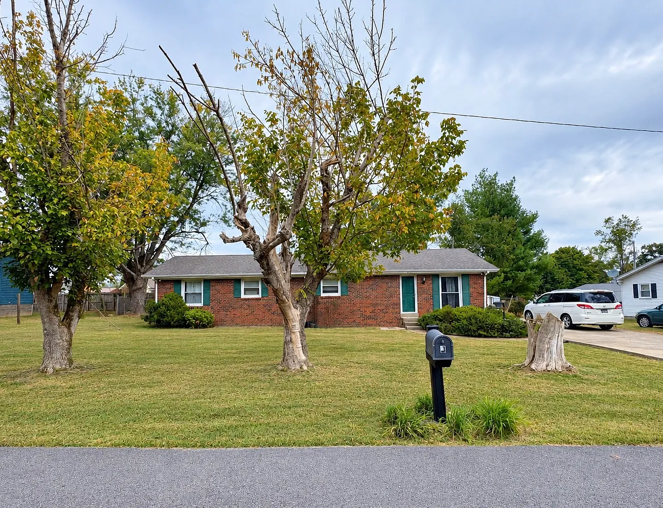 3 bed, 1407 sqft, $1,600 — Photo 1