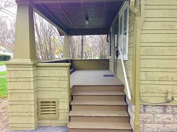 4th image of 8632 Munson Ave