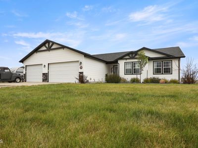 13665 Cherry St NW, Williston, ND, 58801