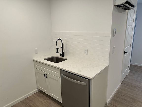 3rd image of 5632 Leona St #C-1b