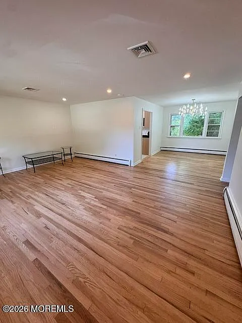 3 bed, 2.5 bath, 1947 sqft, $3,900 — Photo 2