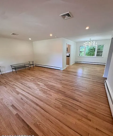 813 Roseld Ave — Photo 2