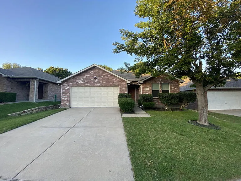 12862 Vassar Dr — Photo 1